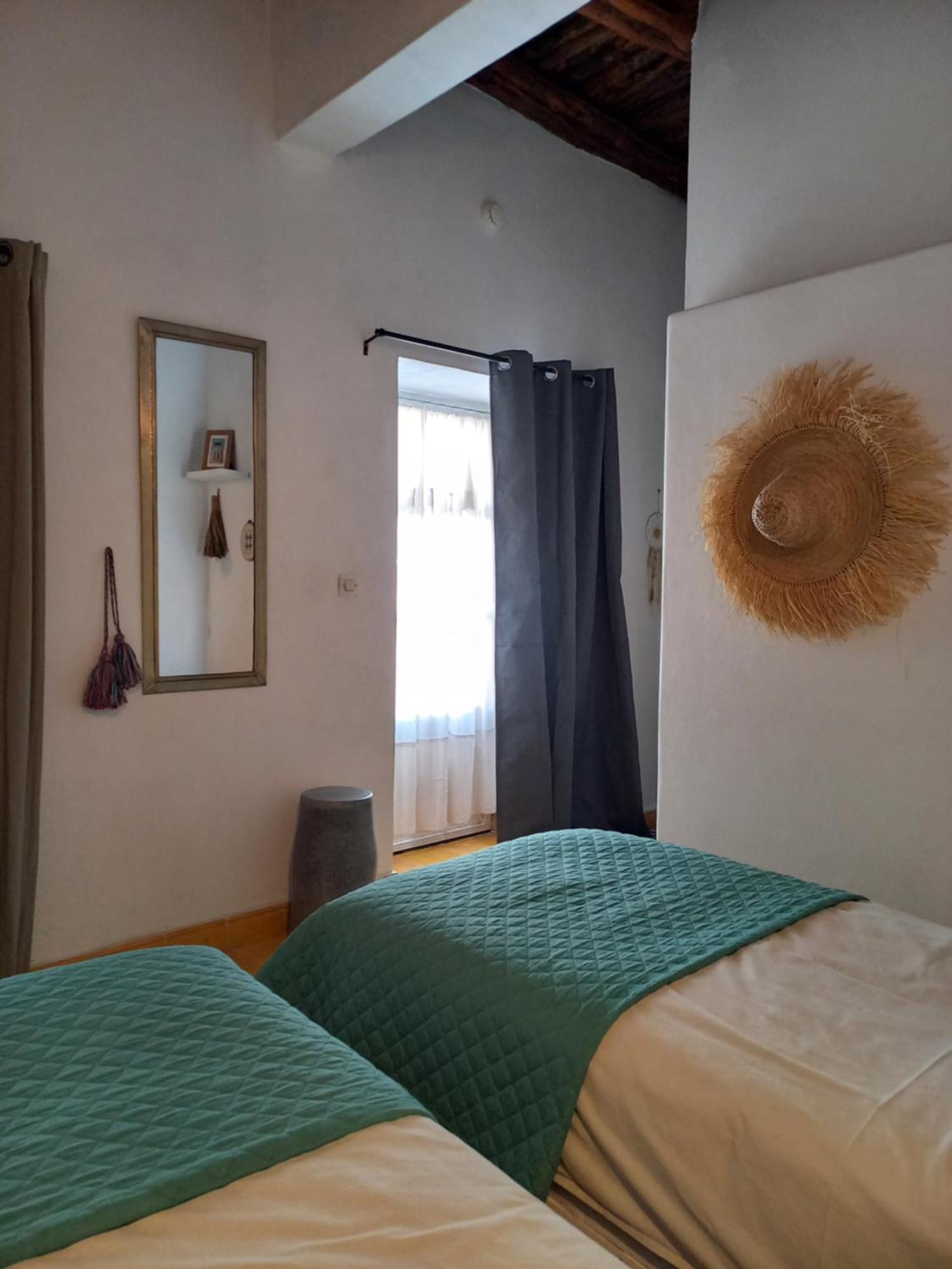 Les Jardins De Silona, Piscine Chauffee Hotel Szavíra Kültér fotó